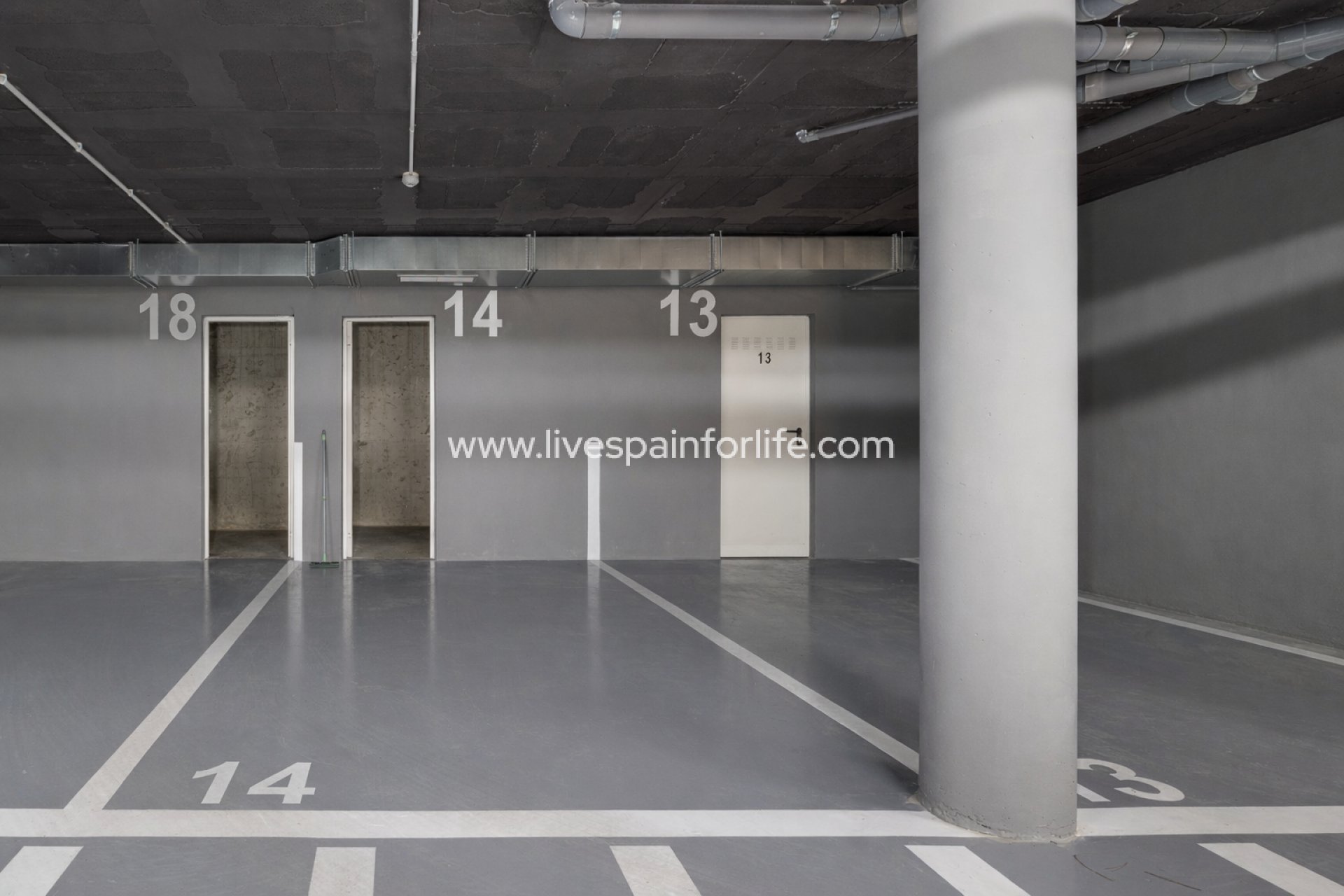 Reventa - Apartments -
Las Colinas Golf Resort