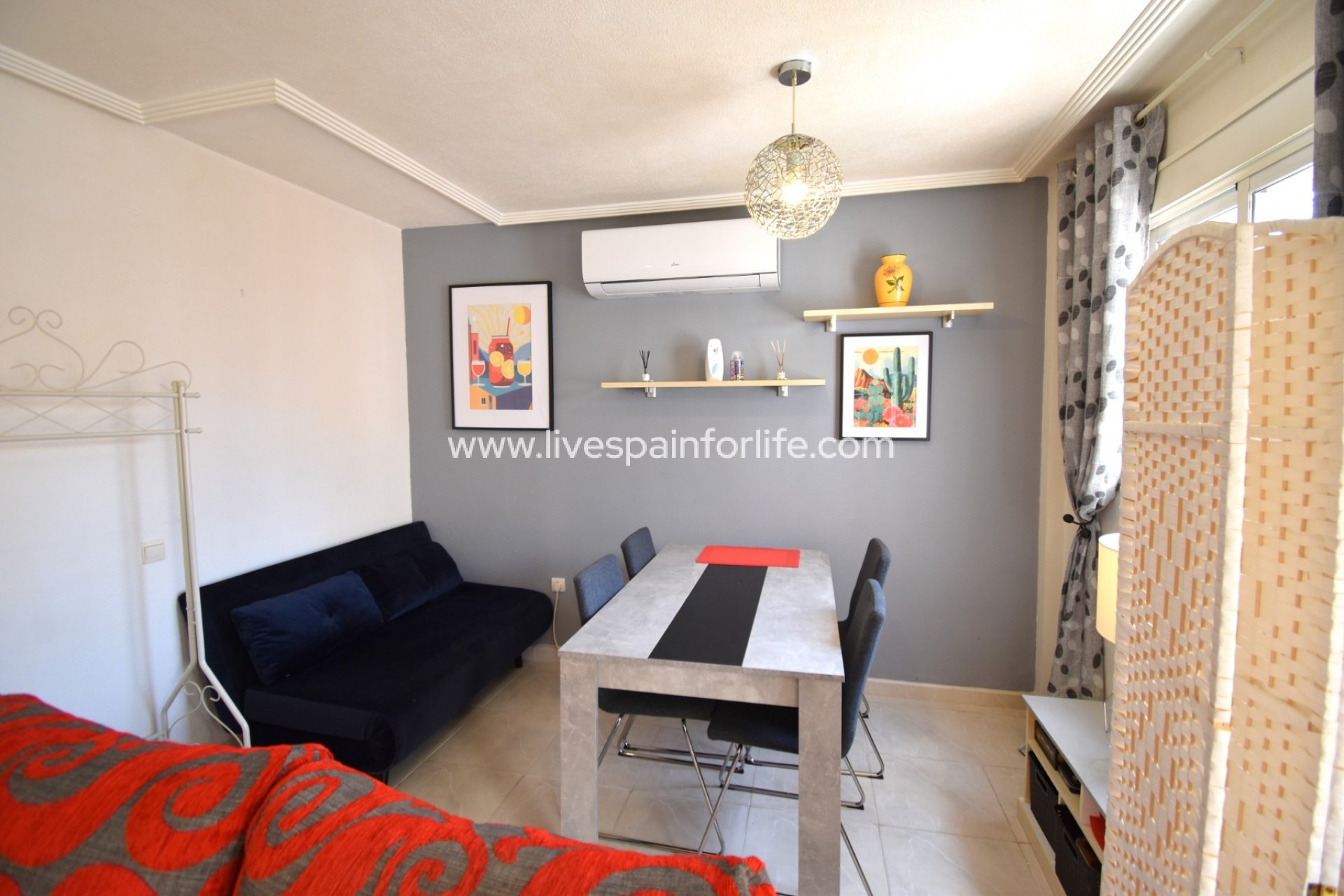 Reventa - Apartments -
Orihuela Costa - Playa Flamenca