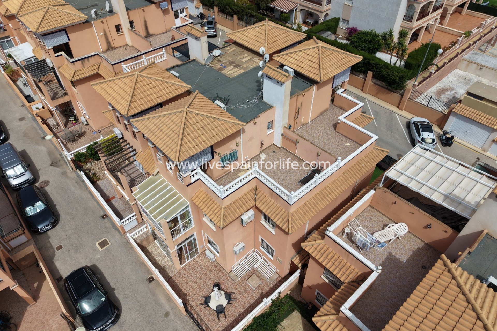 Reventa - Apartments -
Orihuela Costa - Playa Flamenca