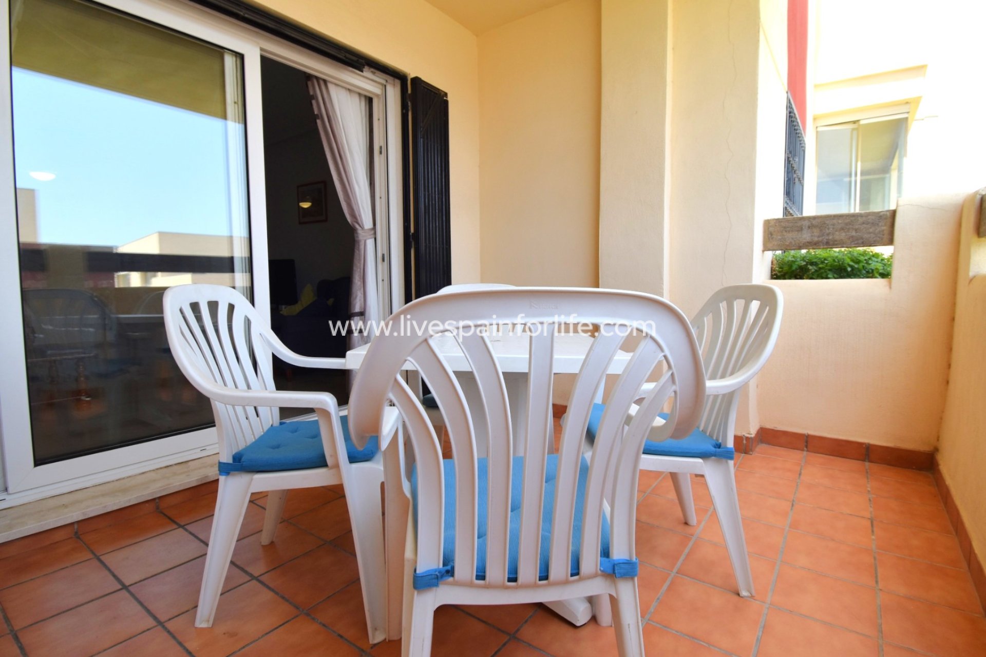 Reventa - Apartments -
Orihuela Costa - Playa Flamenca