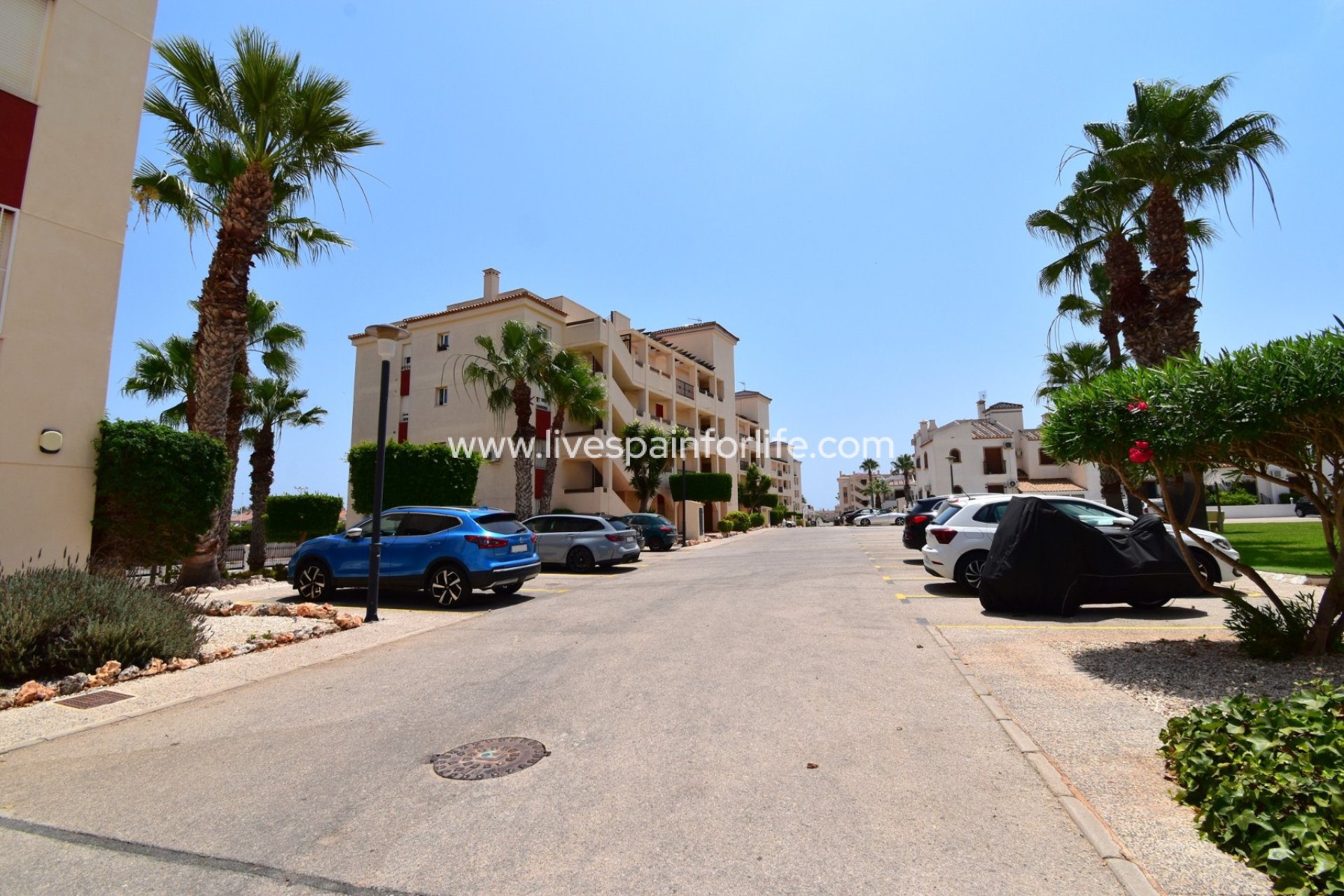 Reventa - Apartments -
Orihuela Costa - Playa Flamenca