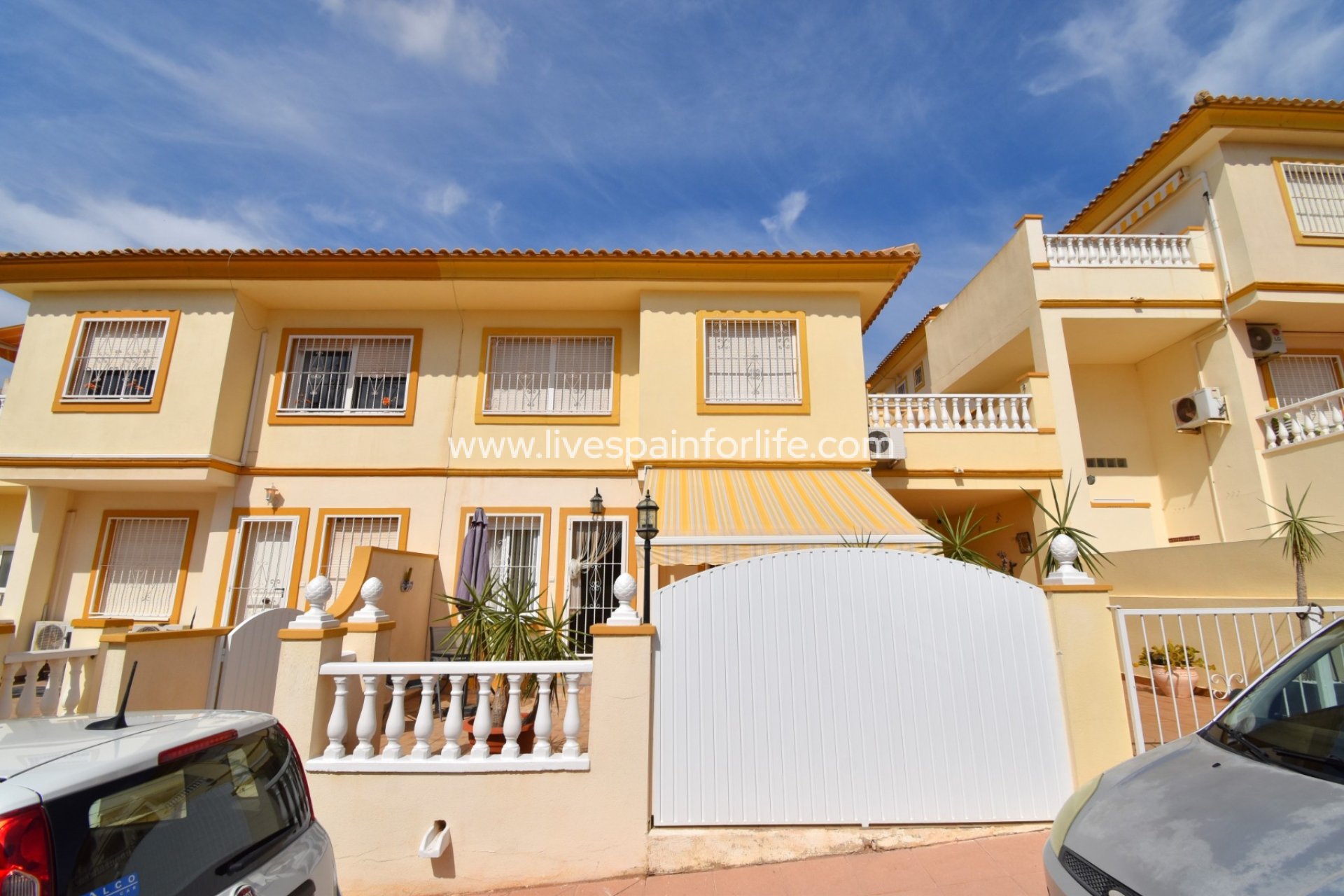 Reventa - Apartments -
Orihuela Costa - Playa Flamenca