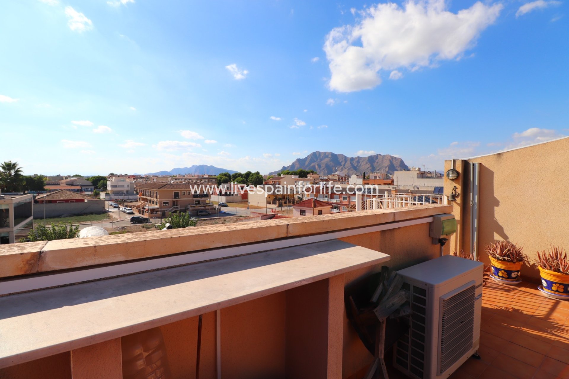 Reventa - Apartments -
Rafal - Rafal - Town