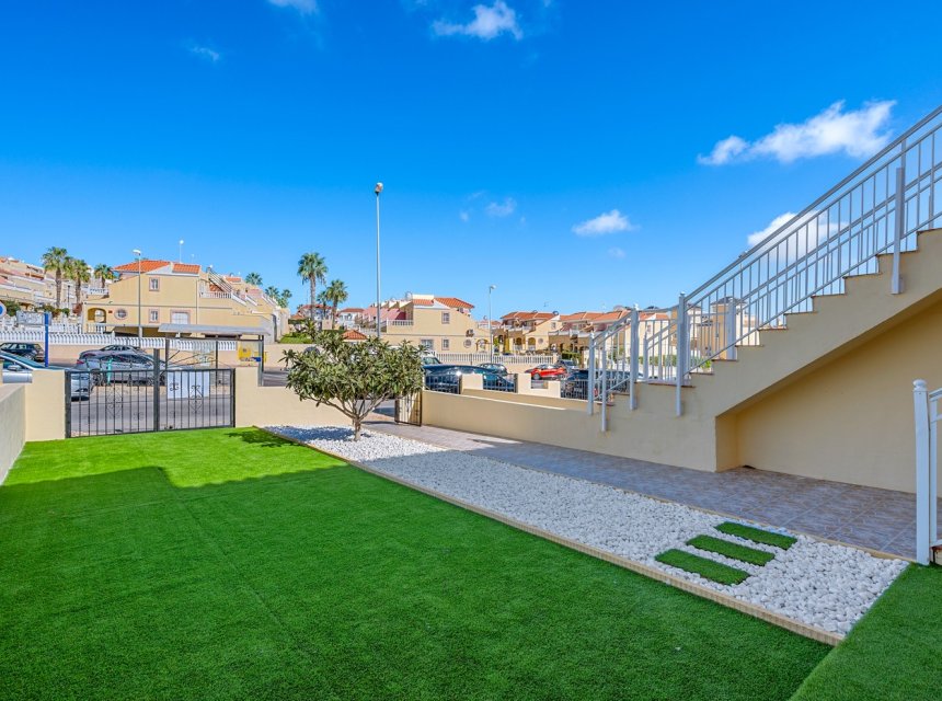 Reventa - Apartments -
San Miguel De Salinas - Orihuela Costa