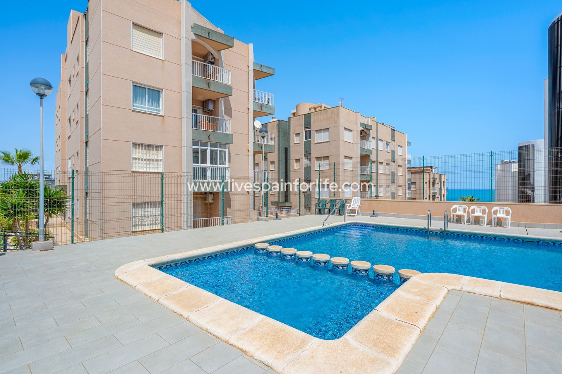 Reventa - Apartments -
Torrevieja - La Mata