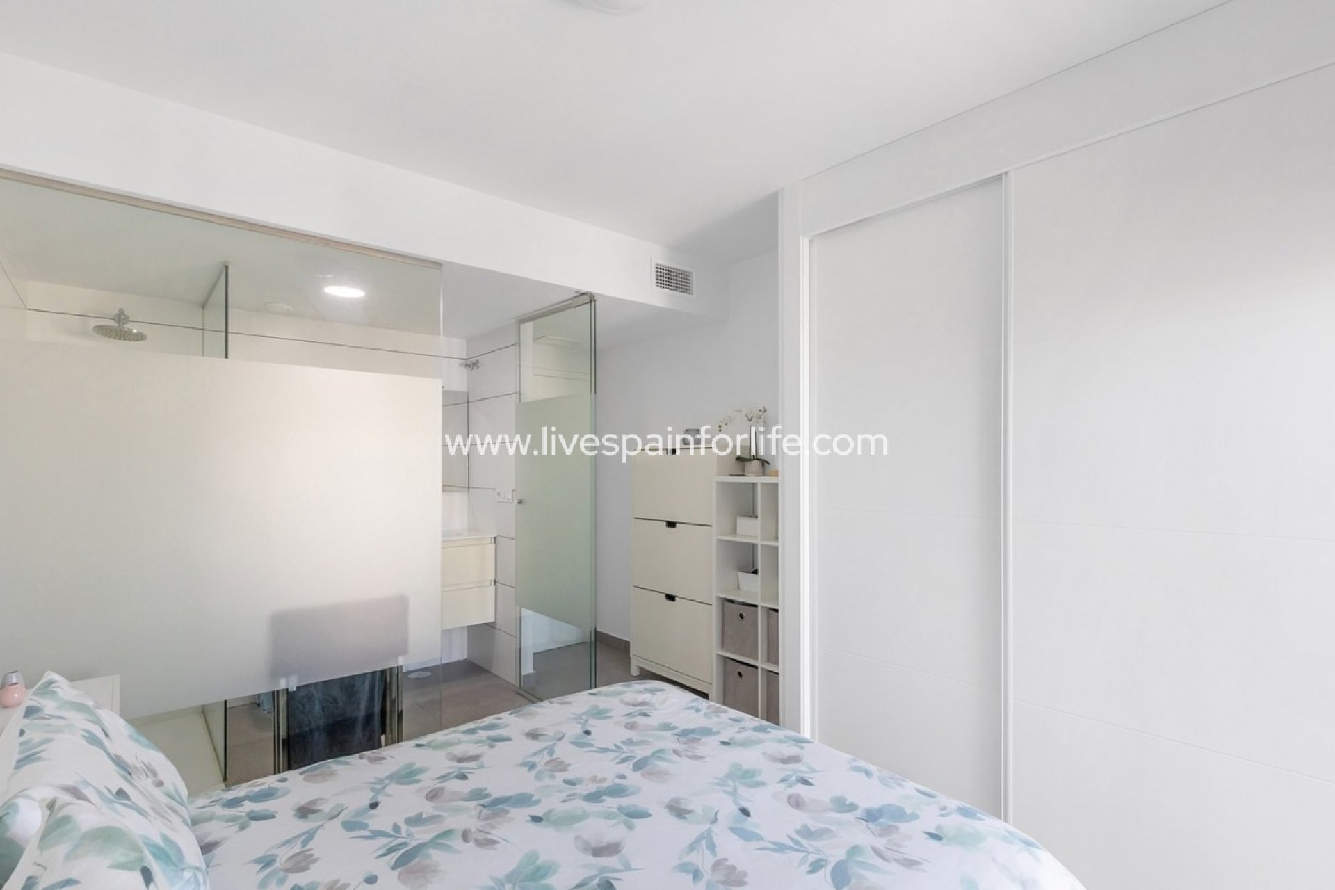 Reventa - Apartments -
 - Villamartin