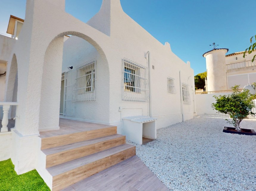 Reventa - Bungalow -
Orihuela Costa - Villamartin