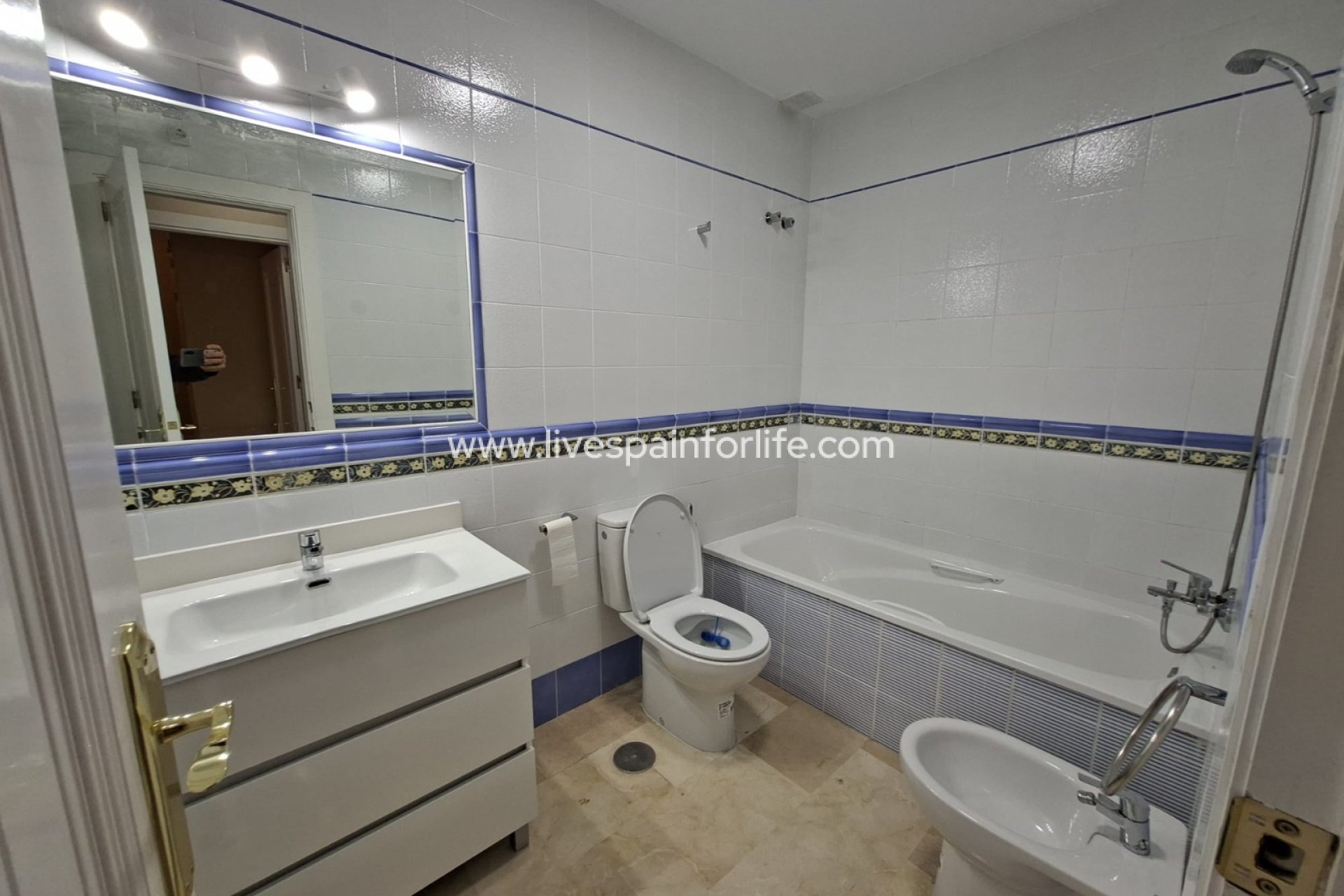 Reventa - Bungalow -
Orihuela Costa