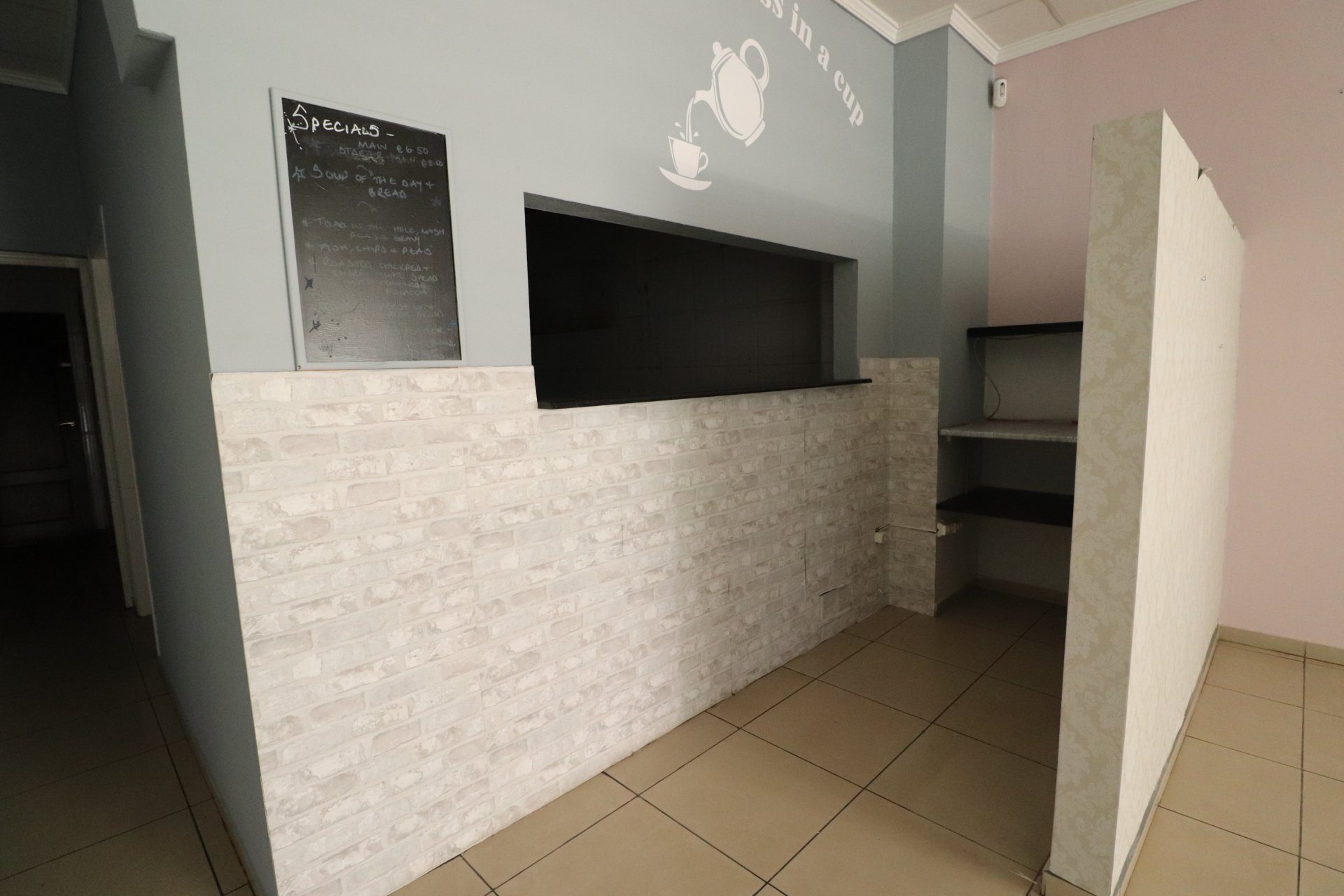 Reventa - Commercial -
Benijofar - Benijofar - Village