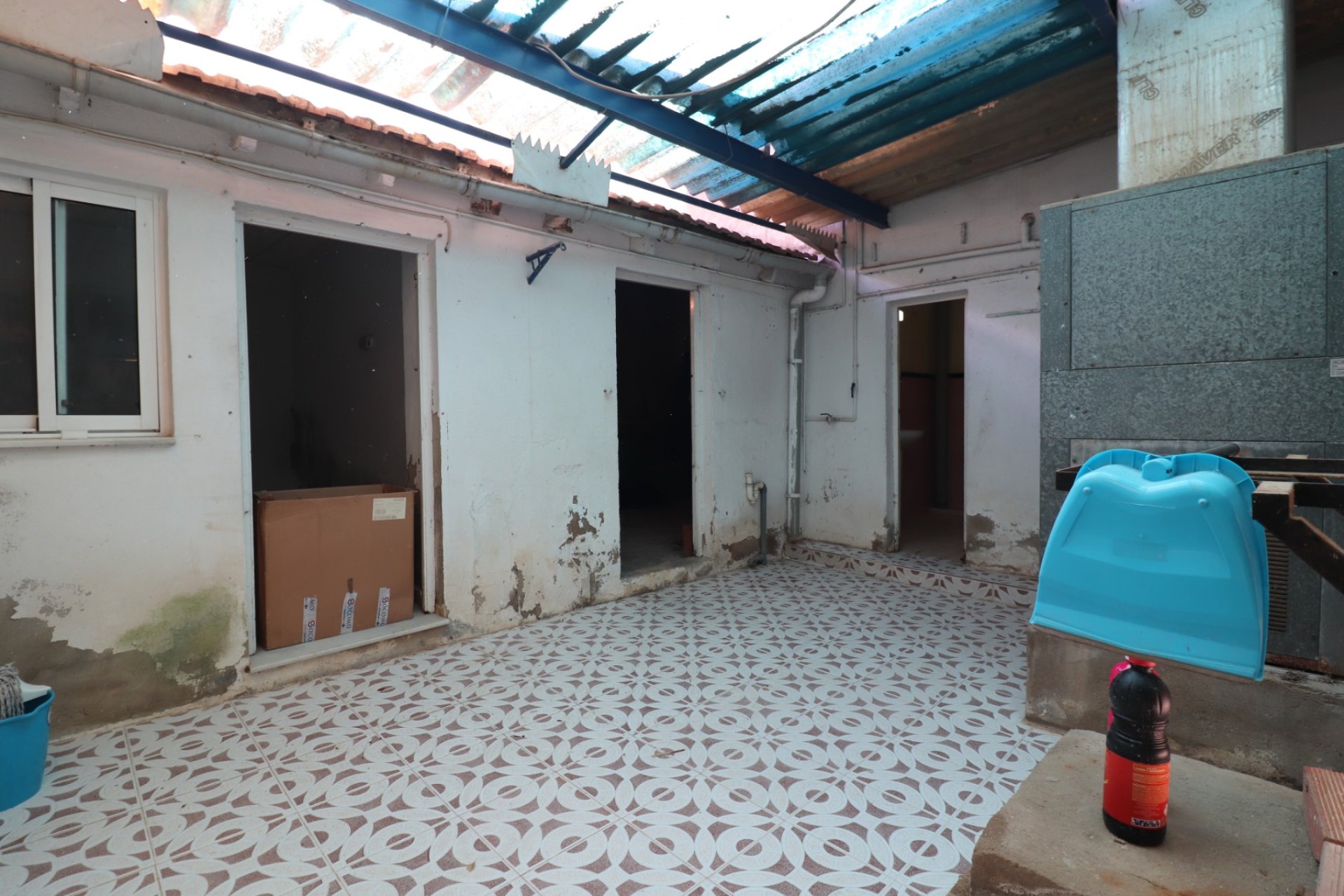 Reventa - Commercial -
Benijofar - Benijofar - Village