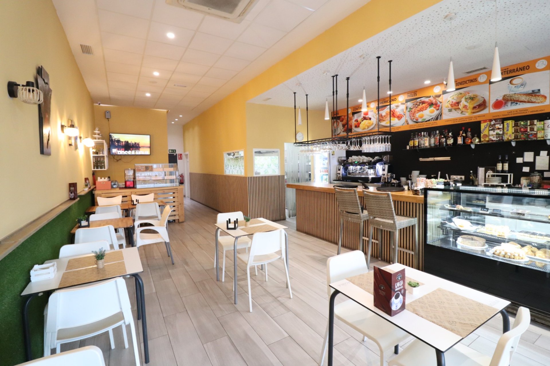 Reventa - Commercial -
Benijofar - Benijofar - Village