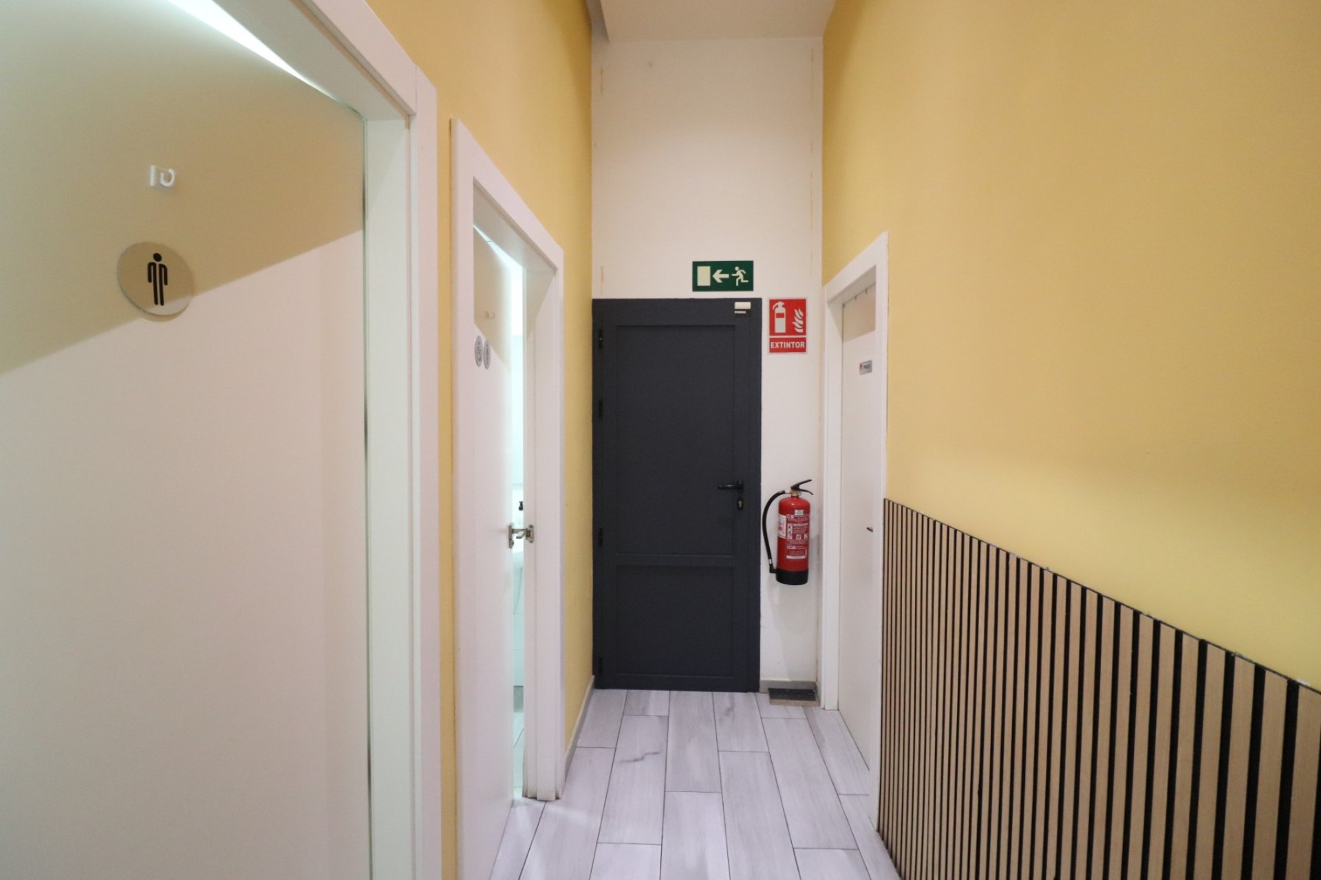 Reventa - Commercial -
Benijofar - Benijofar - Village