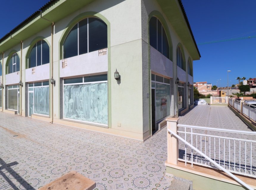 Reventa - Commercial -
Benimar - Benimar II