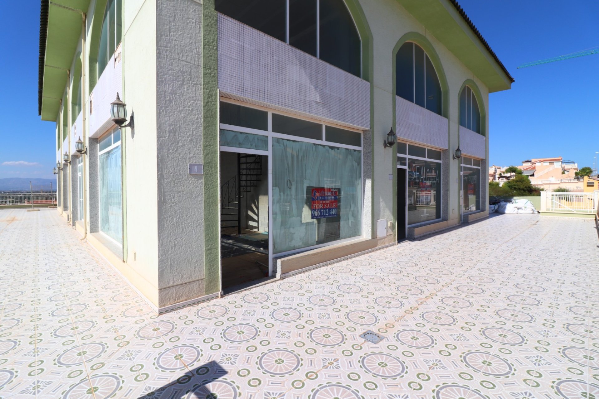 Reventa - Commercial -
Benimar - Benimar II