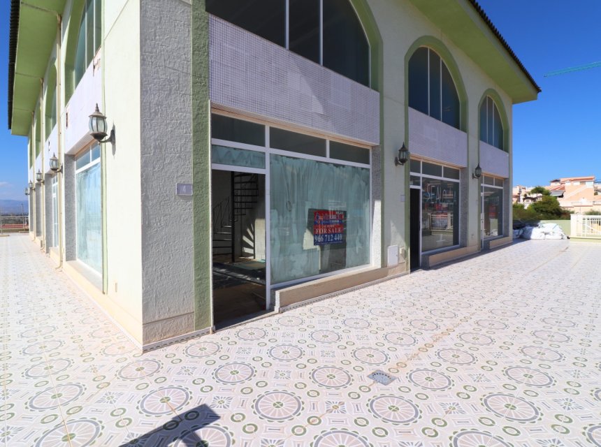 Reventa - Commercial -
Benimar - Benimar II