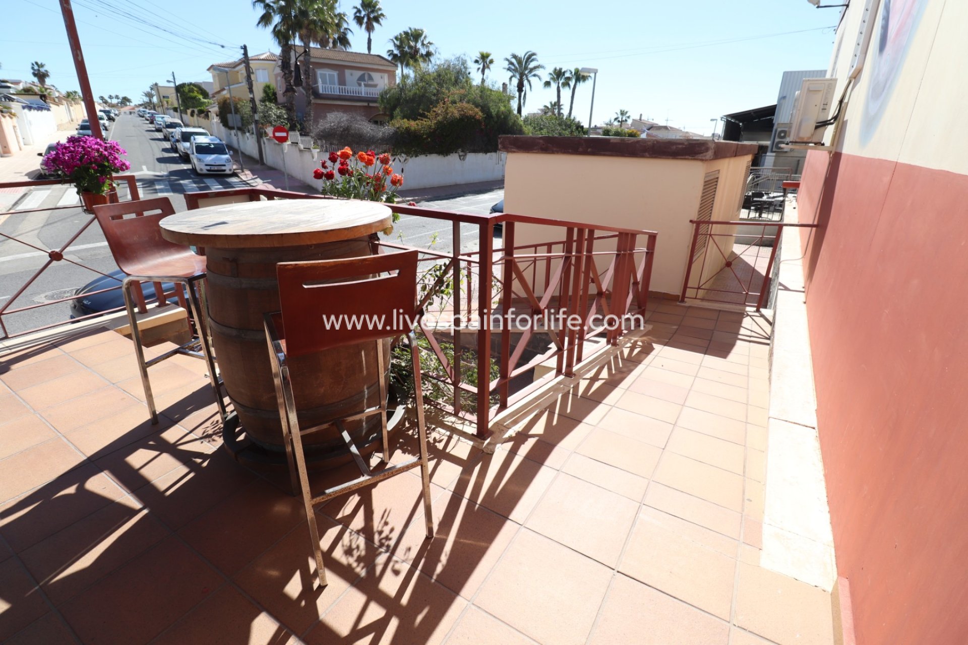 Reventa - Commercial -
Ciudad Quesada - Ciudad Quesada - Town