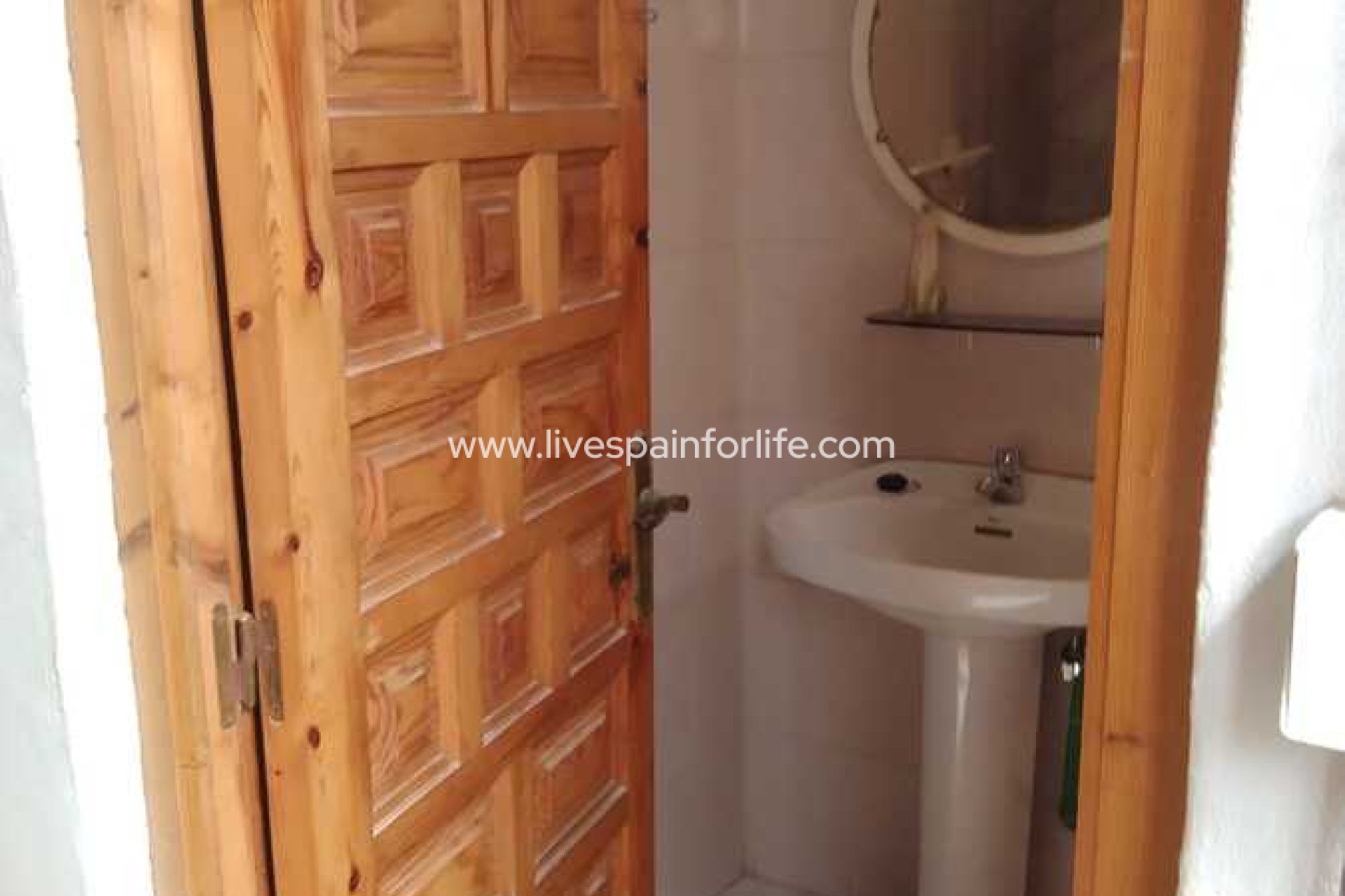 Reventa - Commercial -
Daya Vieja