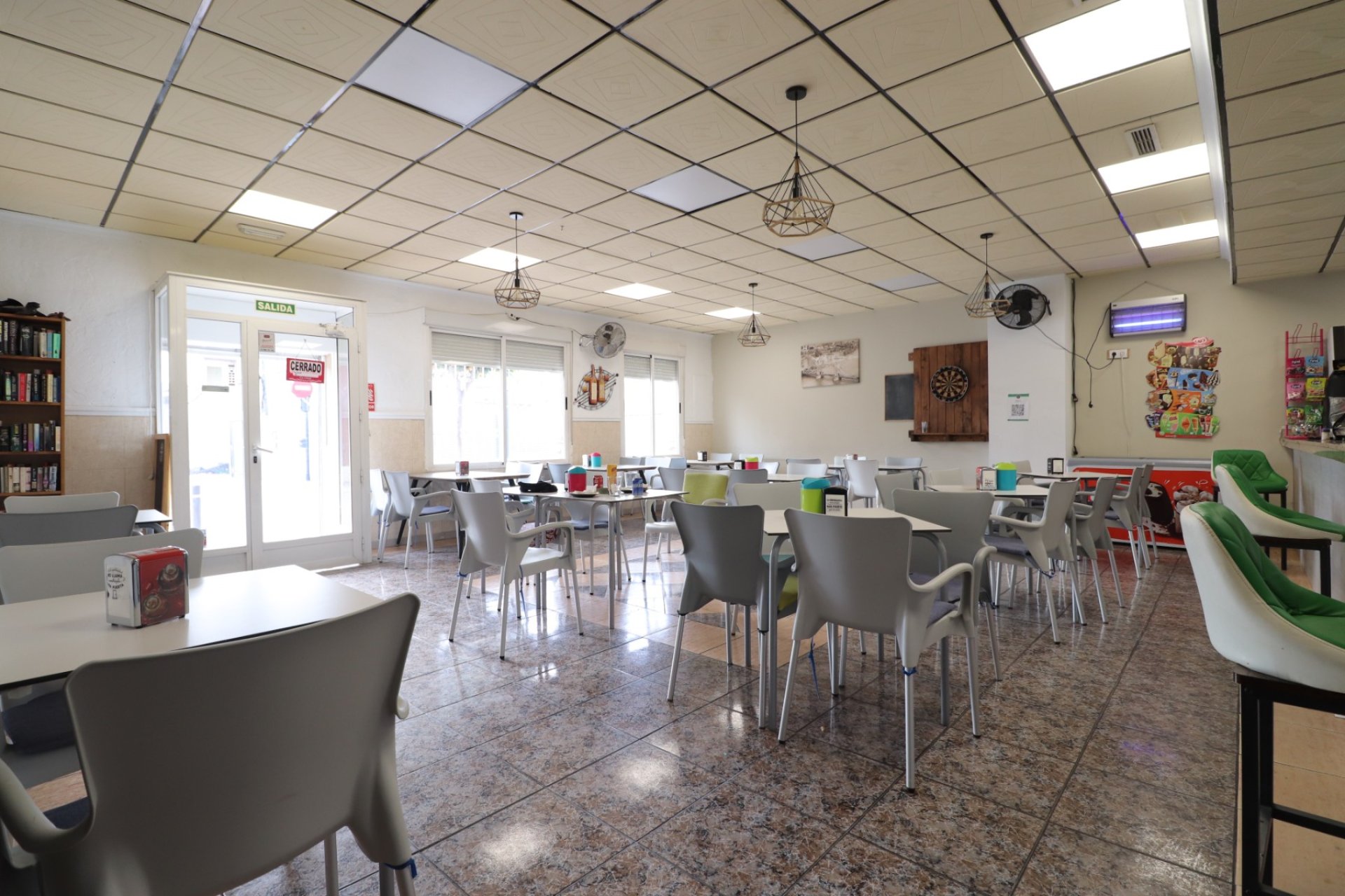 Reventa - Commercial -
Formentera del Segura - Formentera - Village