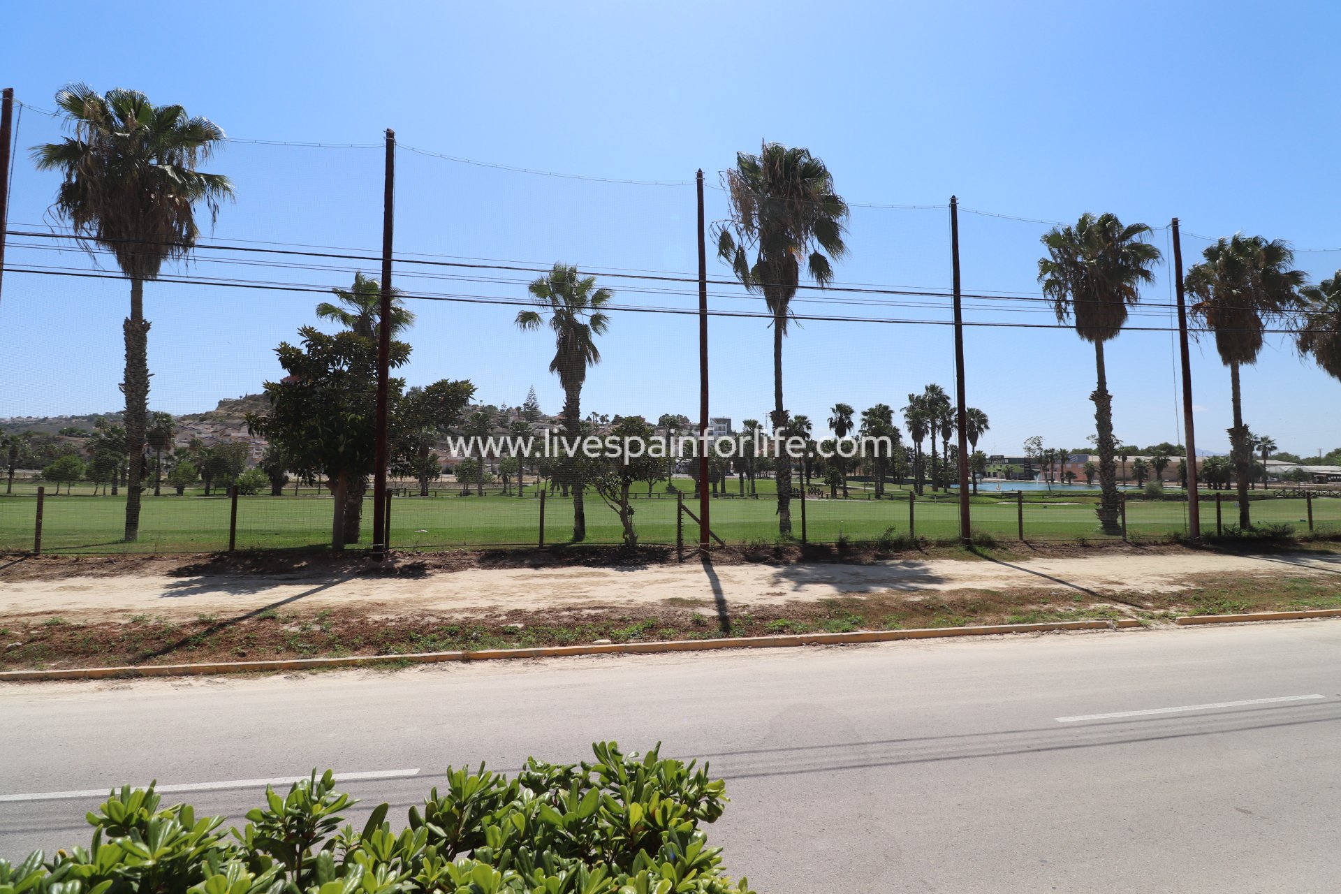 Reventa - Commercial (Freehold) -
Ciudad Quesada - La Marquesa