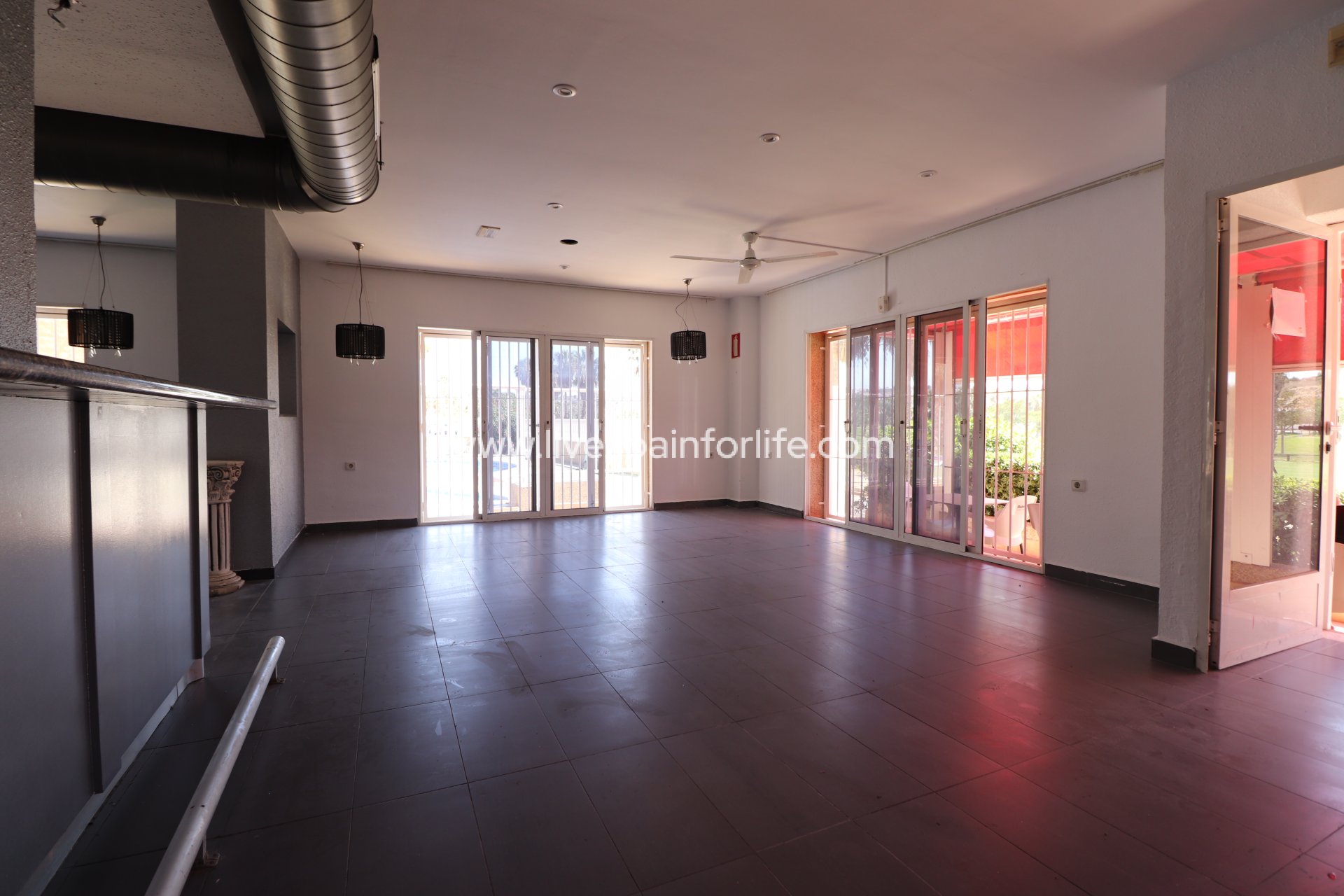 Reventa - Commercial (Freehold) -
Ciudad Quesada - La Marquesa