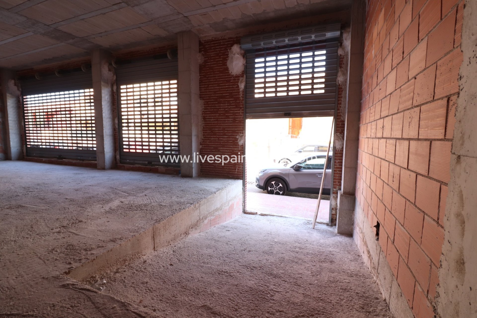 Reventa - Commercial (Freehold) -
Rojales - Rojales - Village
