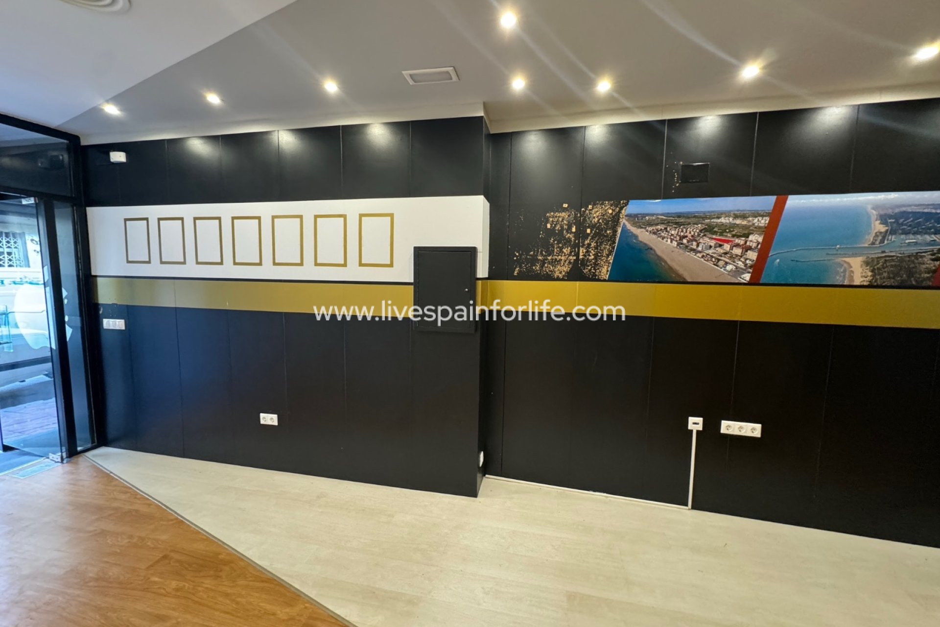 Reventa - Commercial -
Guardamar del Segura - Guardamar