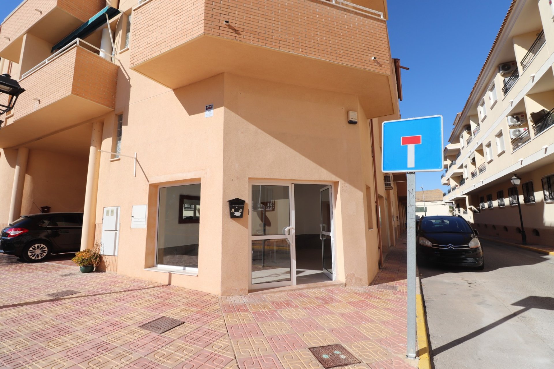 Reventa - Commercial -
Jacarilla - Jacarilla - Town