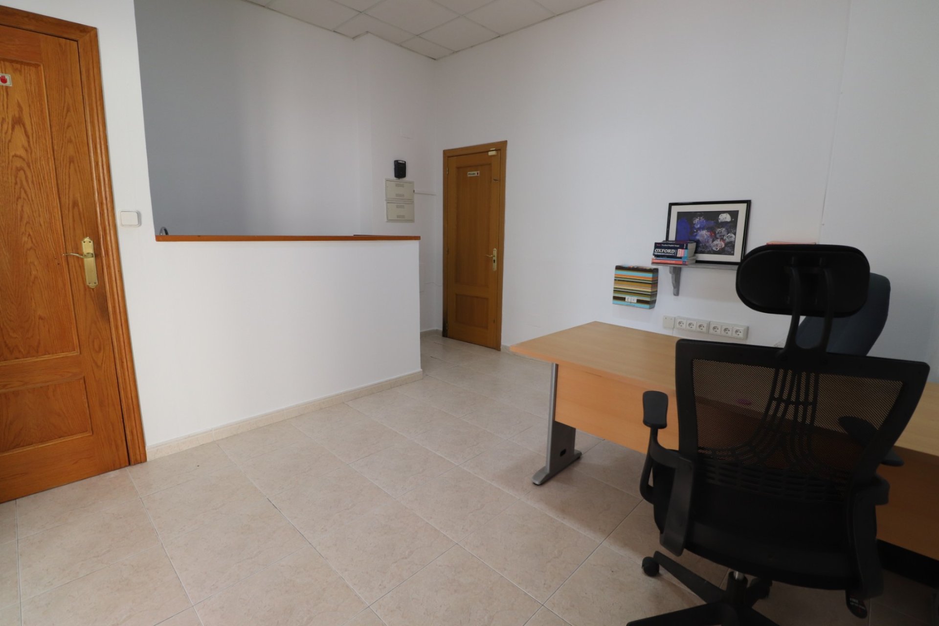 Reventa - Commercial -
Jacarilla - Jacarilla - Town