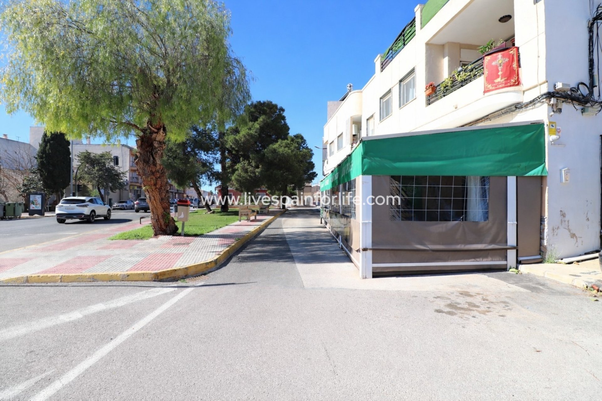 Reventa - Commercial (Leasehold) -
Catral - Catral - Town