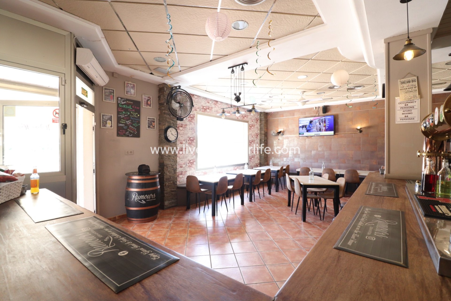 Reventa - Commercial (Leasehold) -
Formentera Del Segura - Formentera - Village