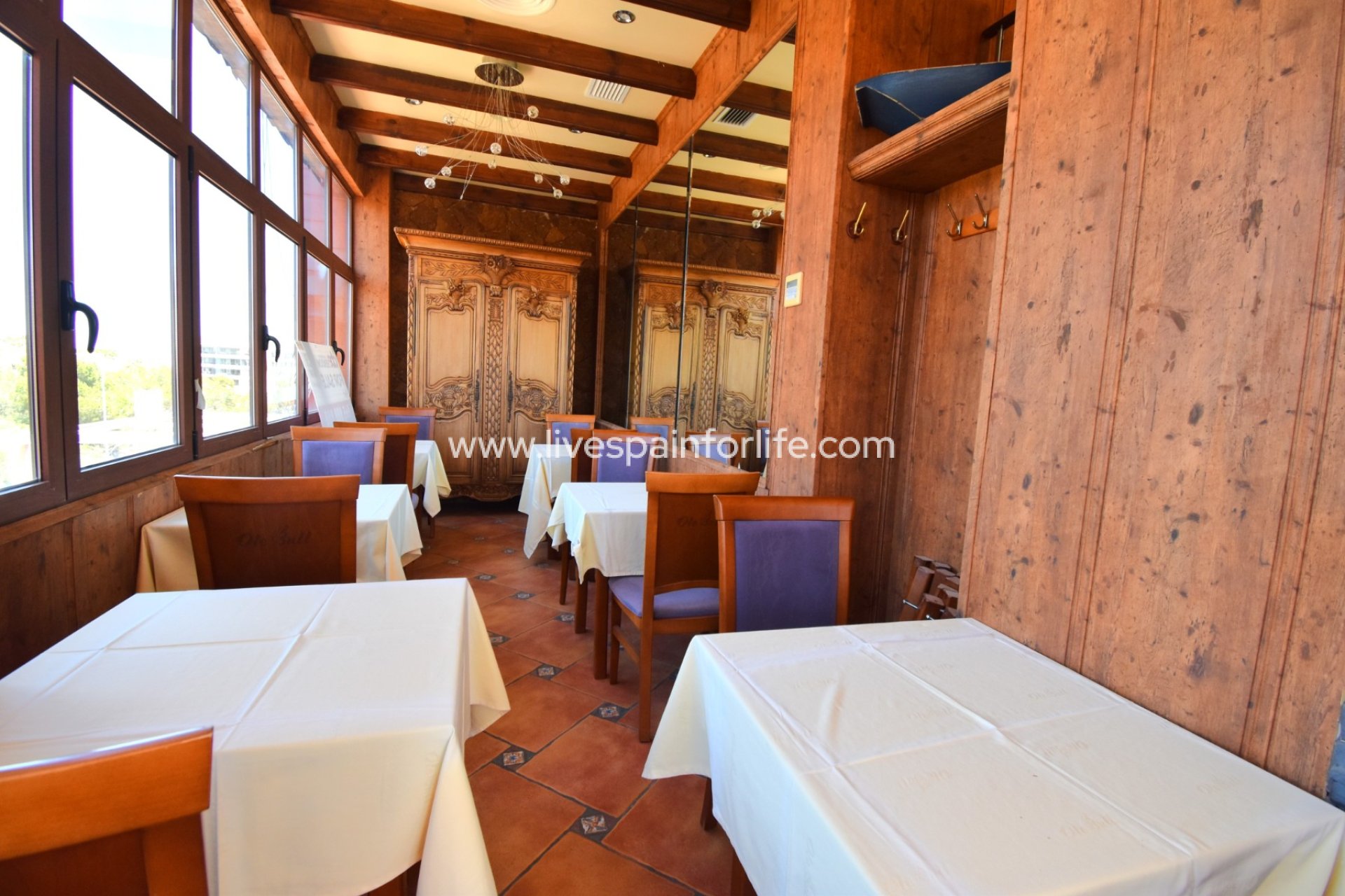 Reventa - Commercial -
Orihuela Costa - Los Dolses