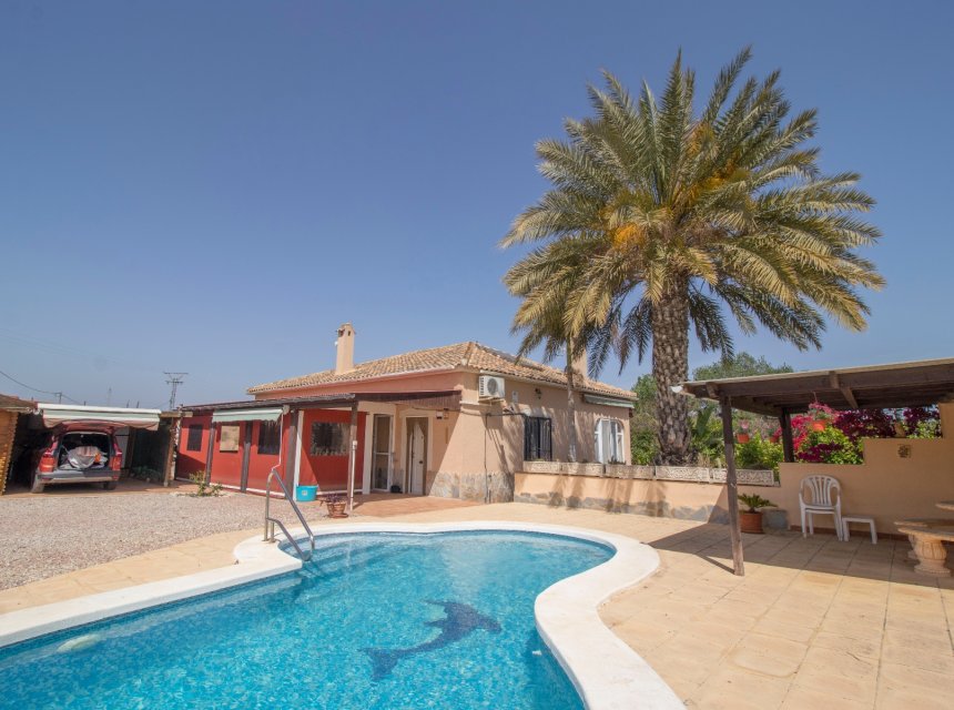 Reventa - Country house -
Alicante