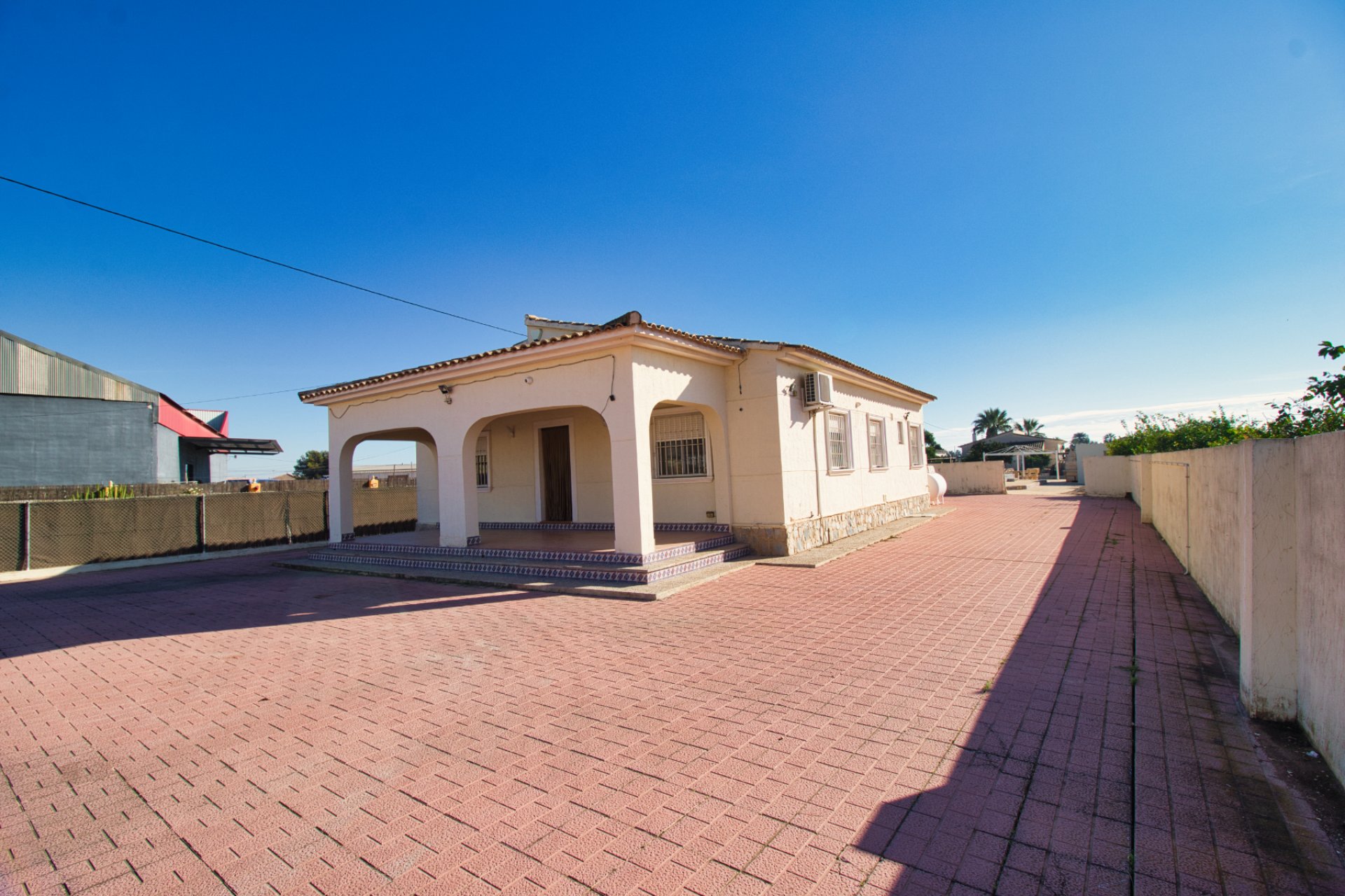 Reventa - Country house -
Alicante