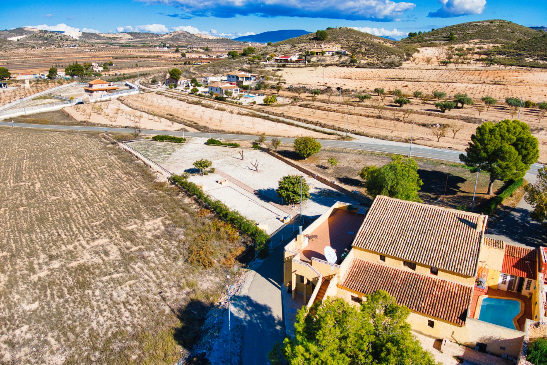 Reventa - Country house -
Alicante