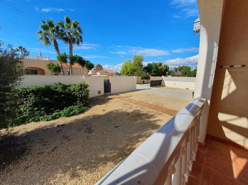 Reventa - Country house -
Alicante