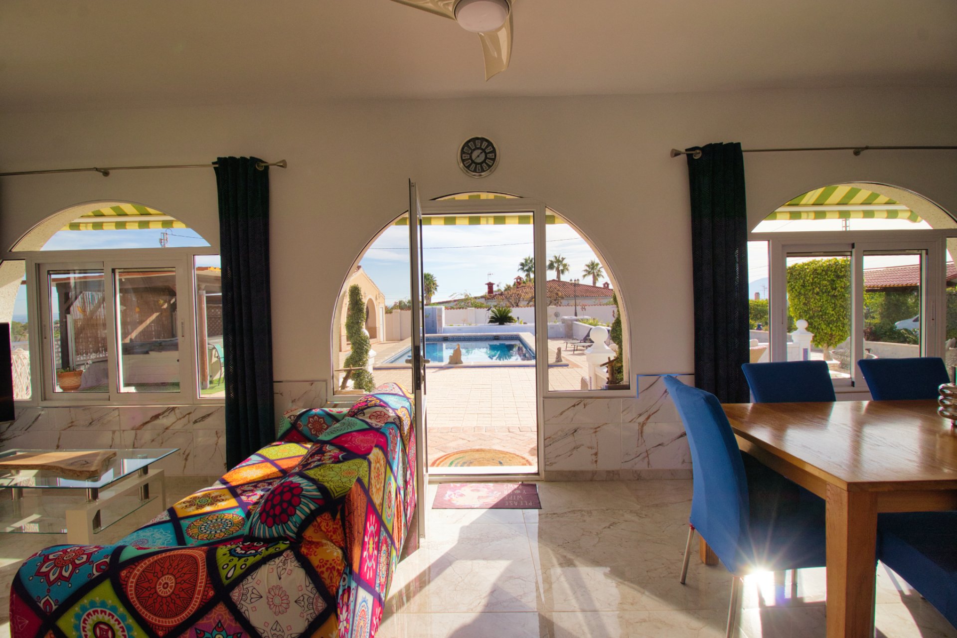 Reventa - Country house -
Alicante