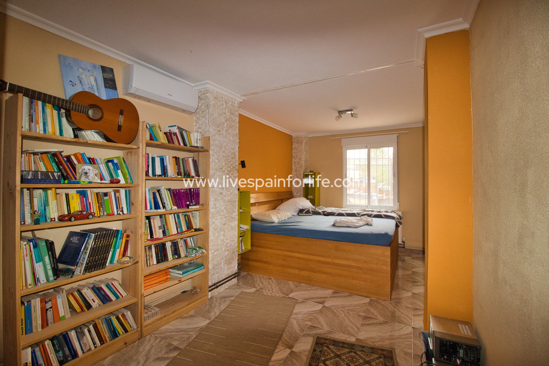 Reventa - Country house -
Alicante