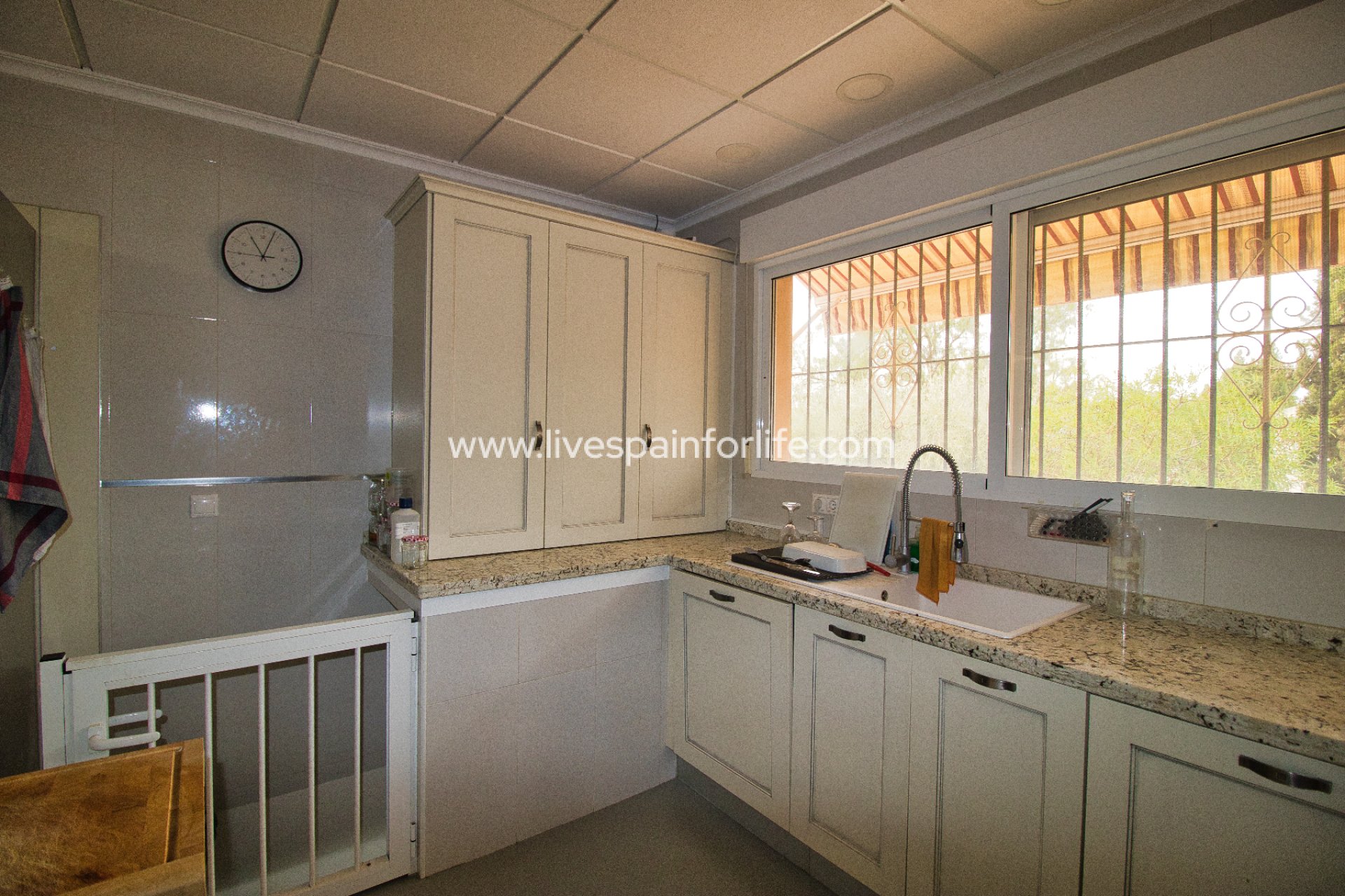 Reventa - Country house -
Alicante