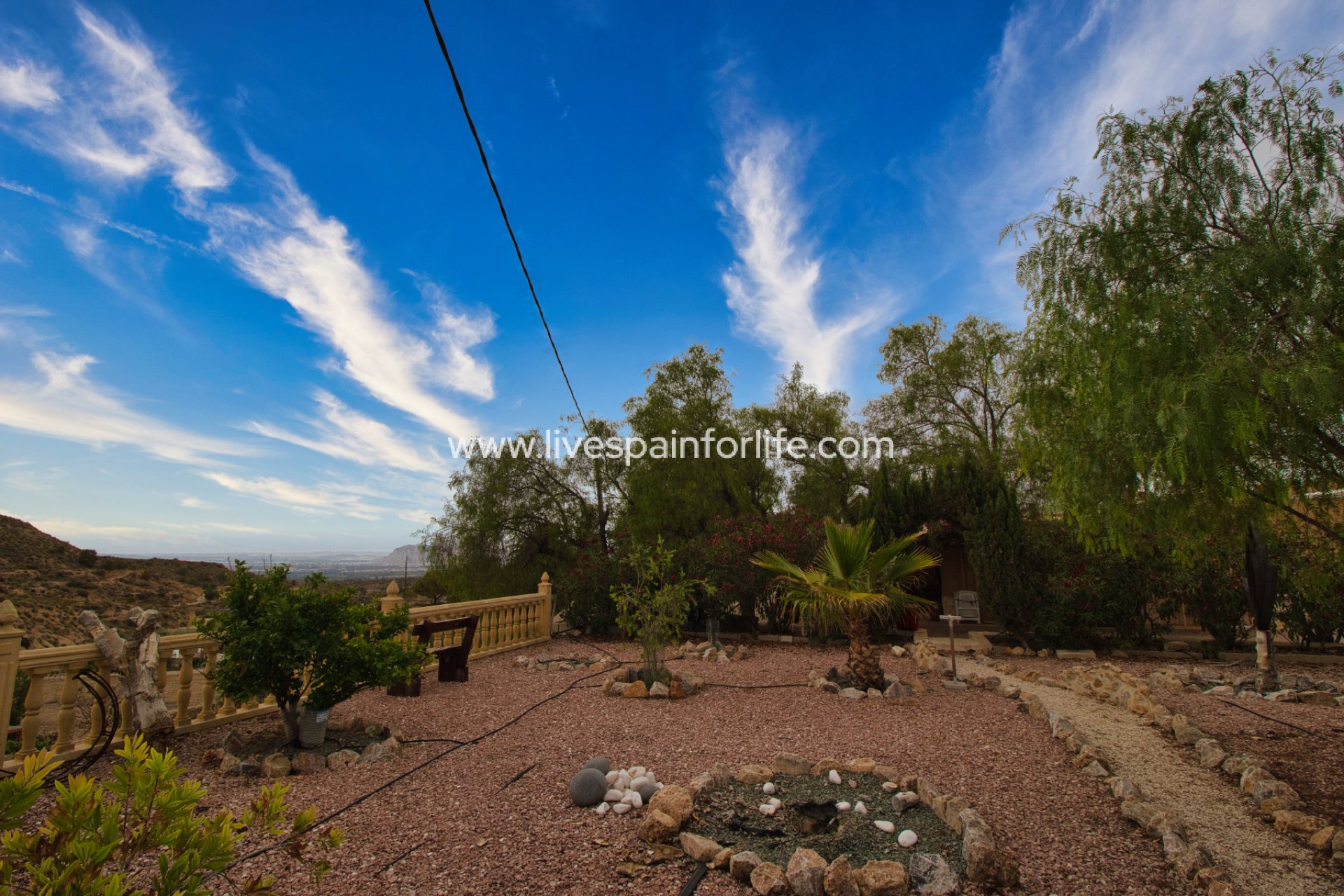 Reventa - Country house -
Alicante