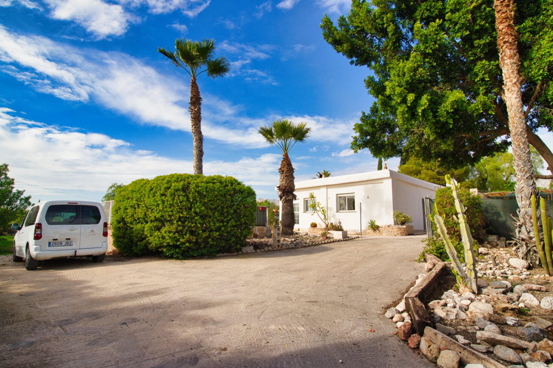 Reventa - Country house -
Alicante