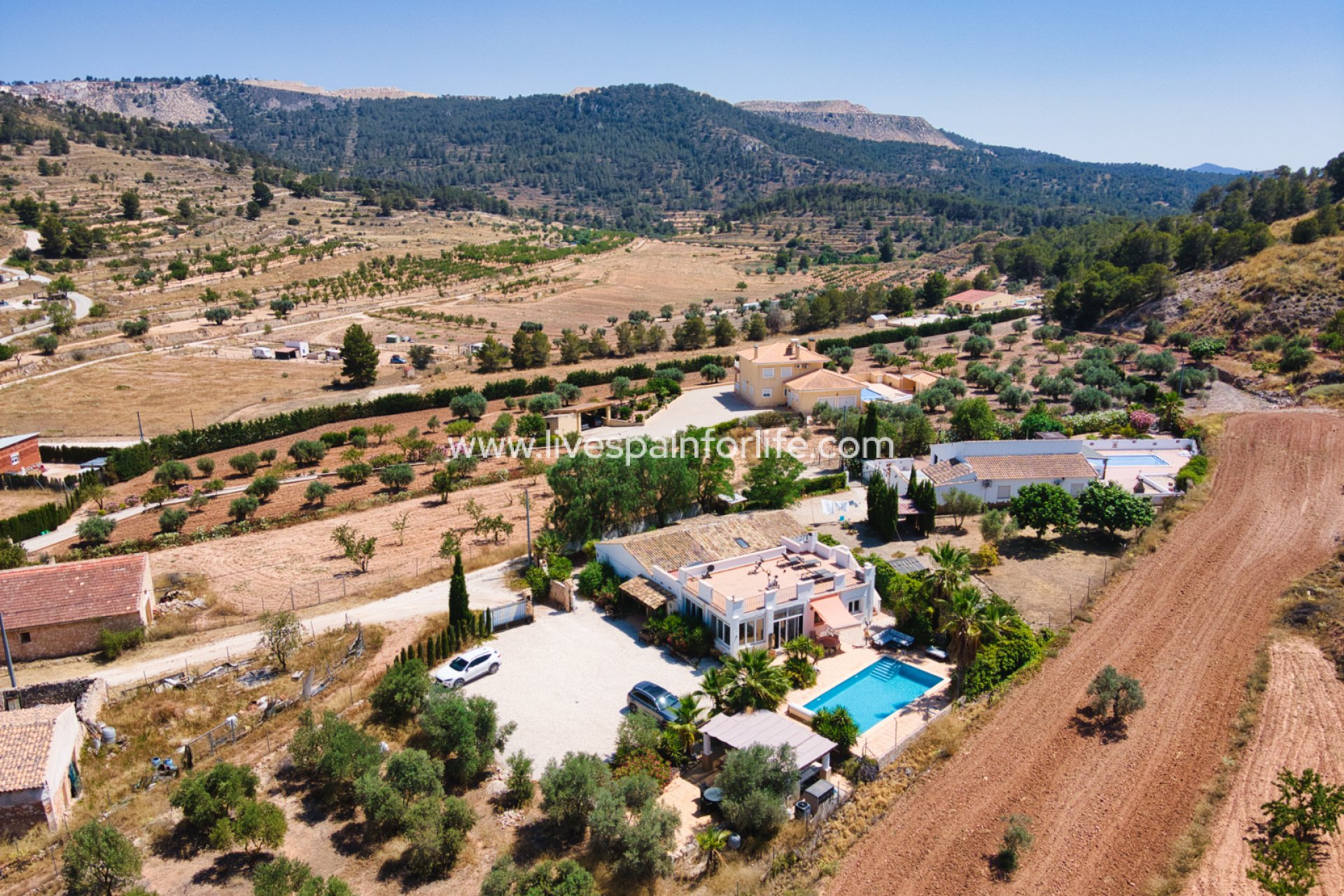 Reventa - Country house -
Alicante