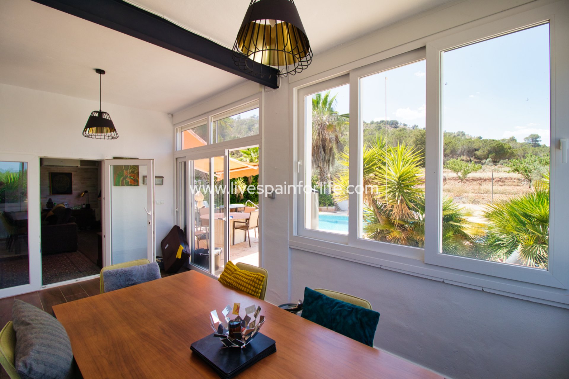 Reventa - Country house -
Alicante