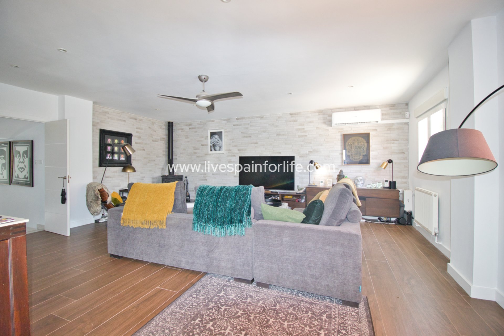 Reventa - Country house -
Alicante