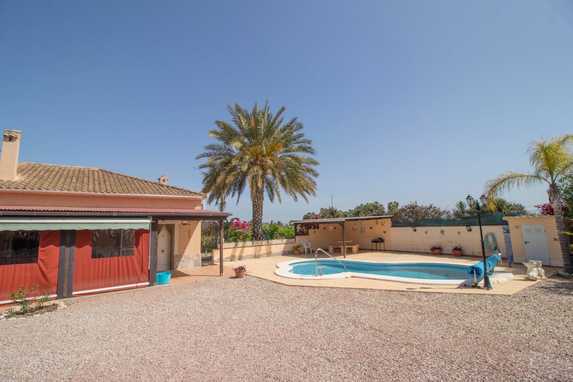 Reventa - Country house -
Alicante