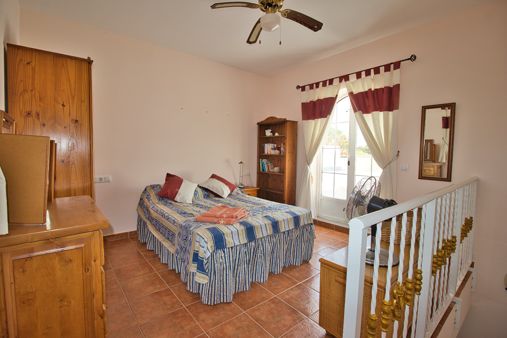 Reventa - Country house -
Alicante