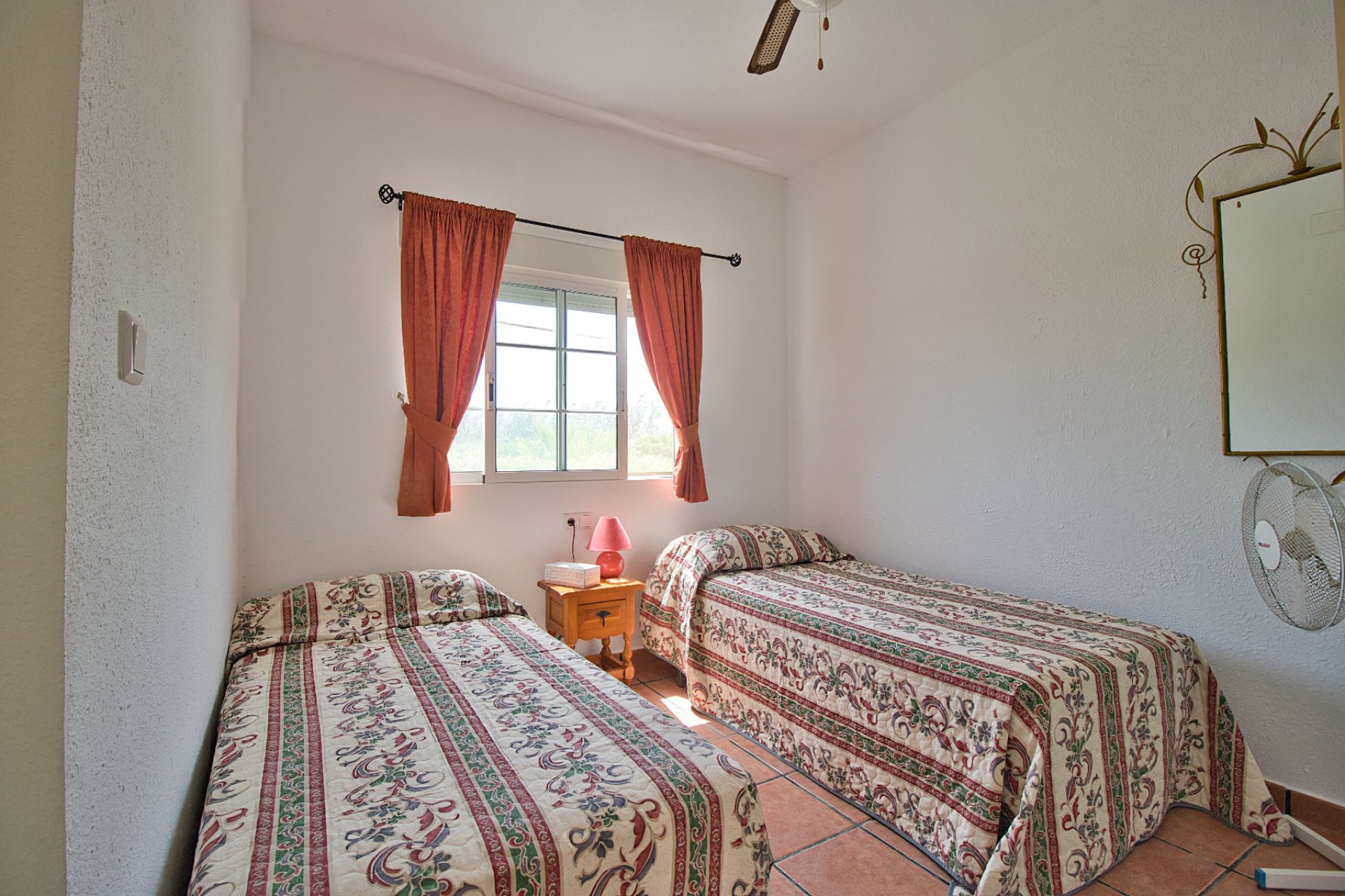 Reventa - Country house -
Alicante