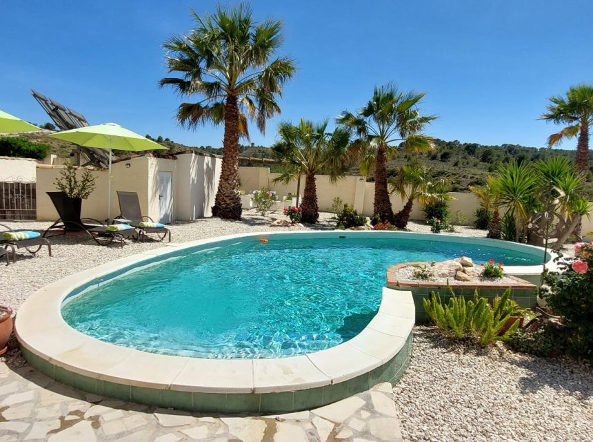 Reventa - Country house -
Alicante