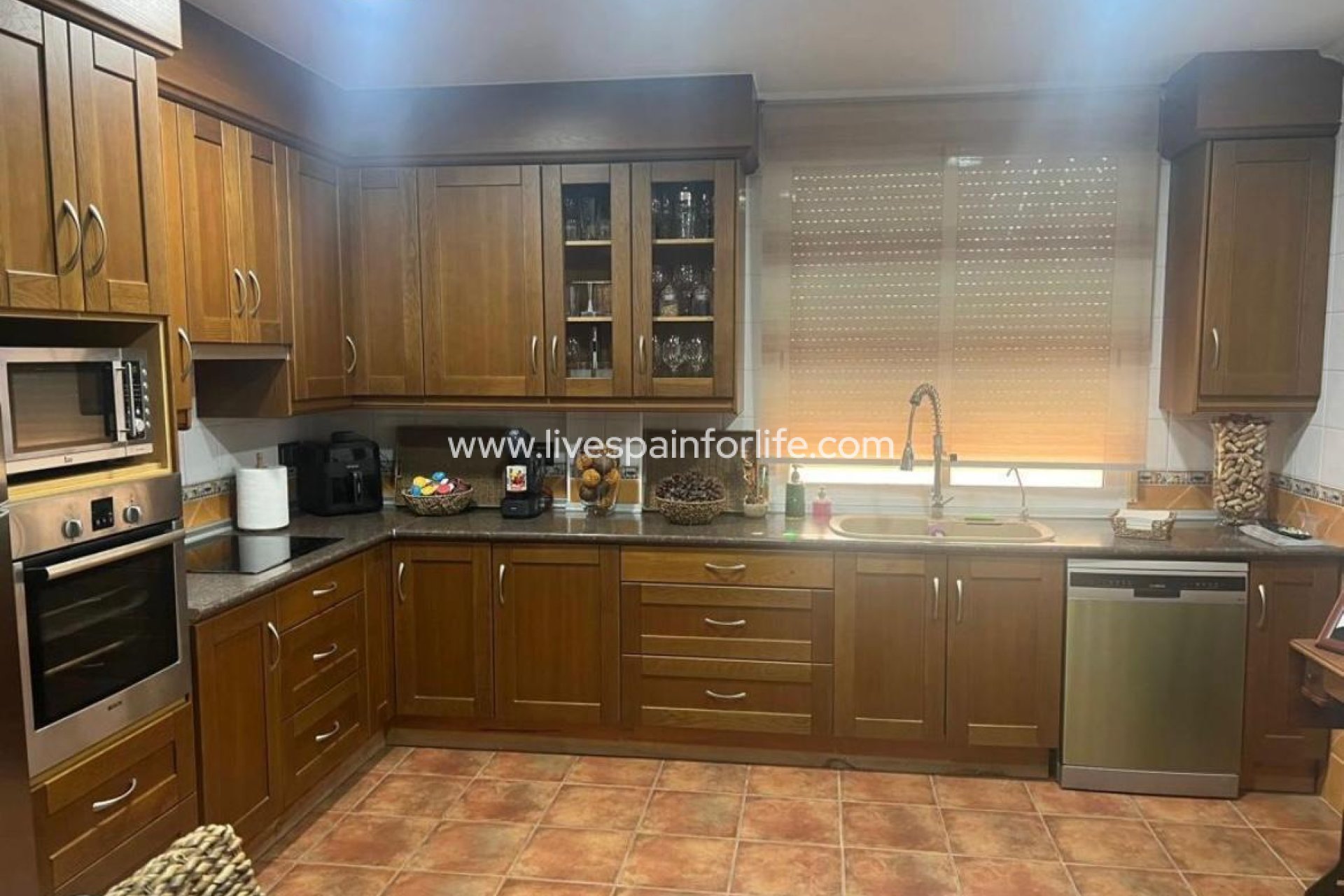 Reventa - Country house -
Alicante