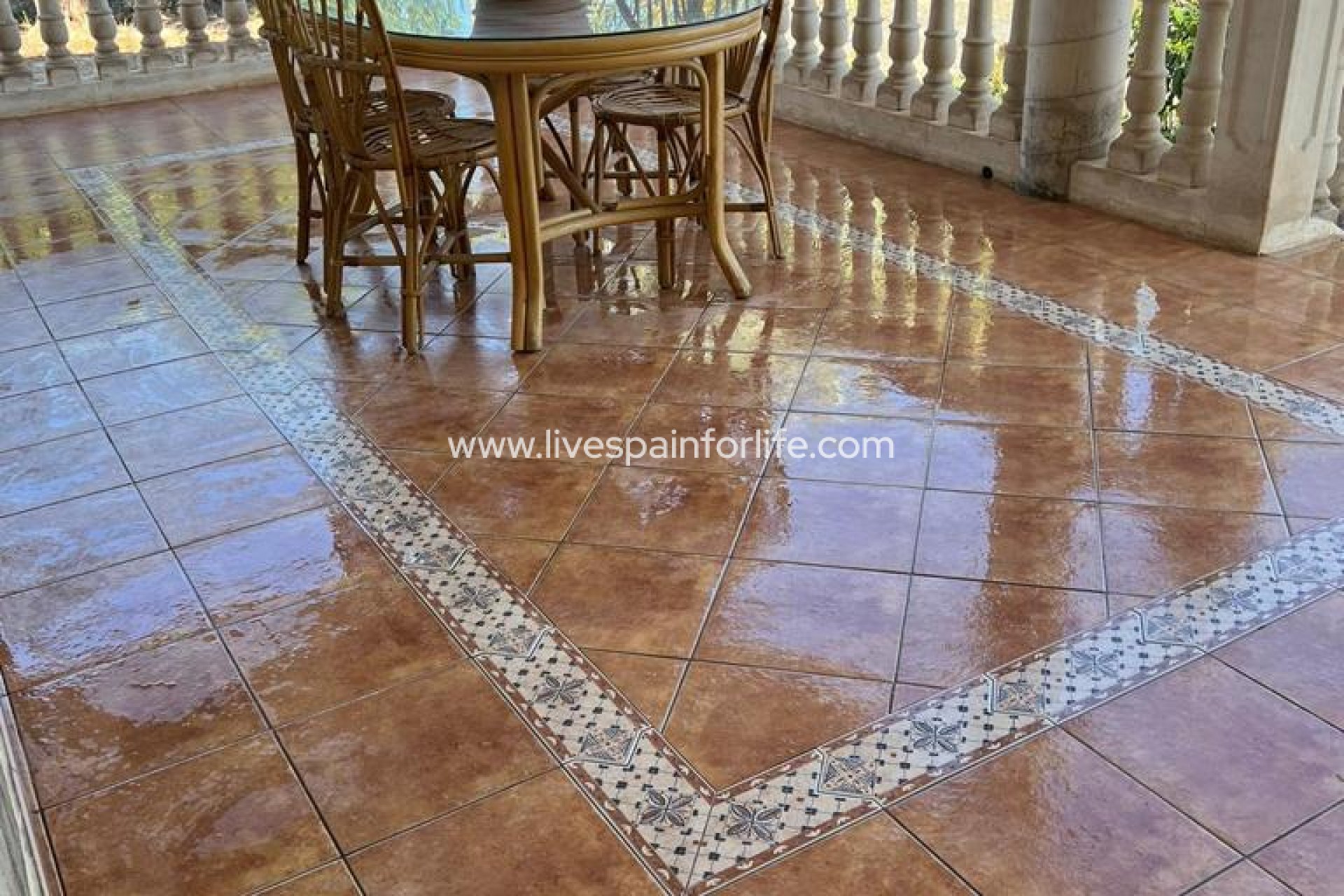 Reventa - Country house -
Alicante