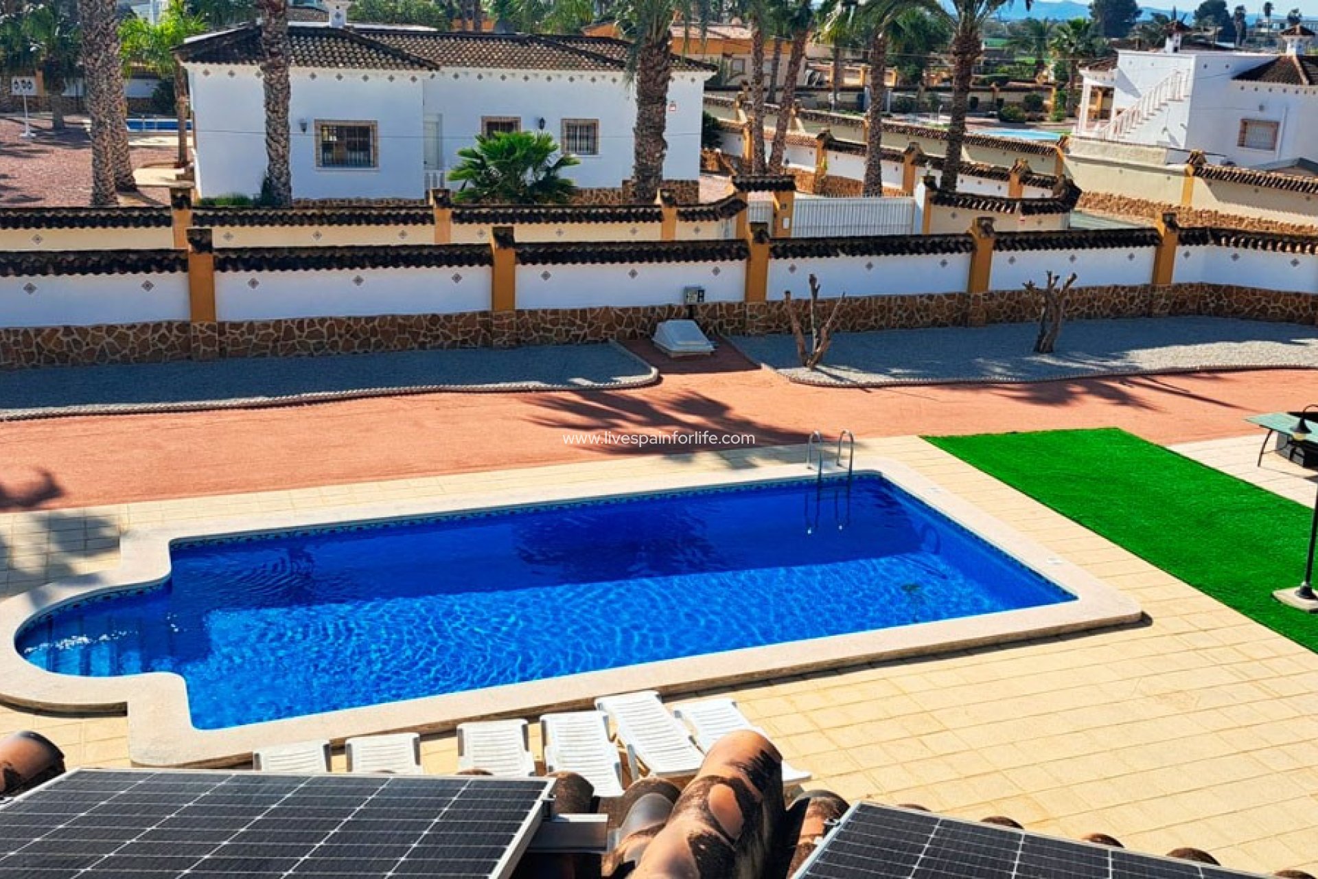 Reventa - Country house -
Alicante